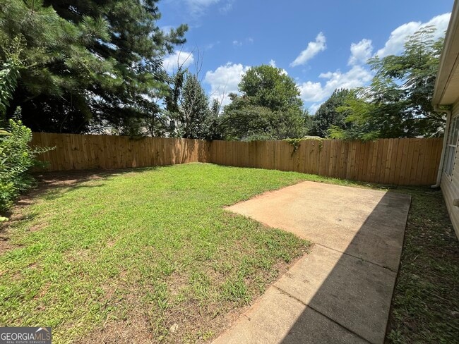 Building Photo - 3694 Sapphire Ct