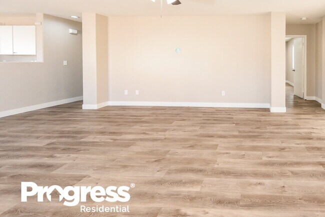 Building Photo - 1081 Silver Bullet Ct