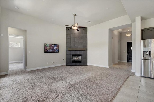 Building Photo - 2433 Carretera Drive