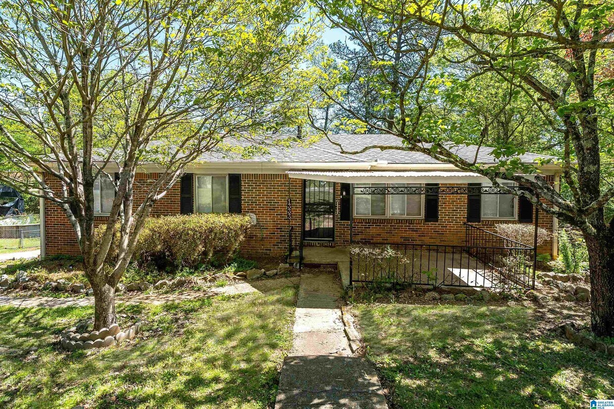 1333 Hatfield Ln, Birmingham, AL 35215 House Rental in Birmingham, AL