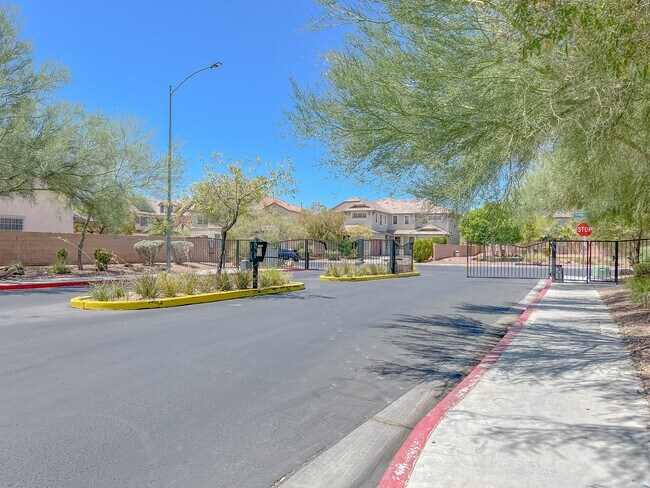 Foto del edificio - 5646 St Elias St