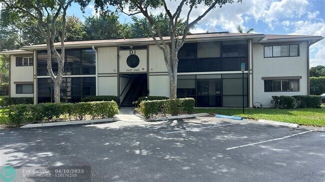 Foto del edificio - 10441 E Clairmont Cir
