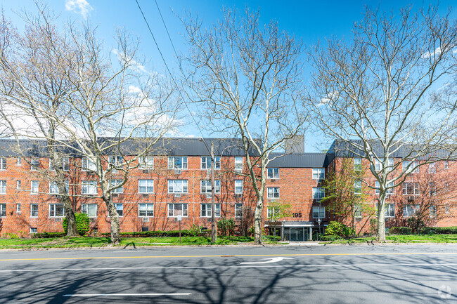 Building Photo - Horizon House