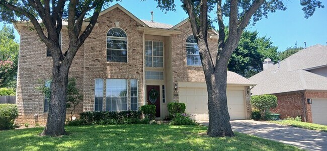 Foto del edificio - Charming 3 beds 3 baths in Bedford!