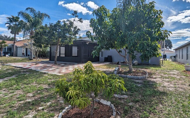 Building Photo - Available Immediately!