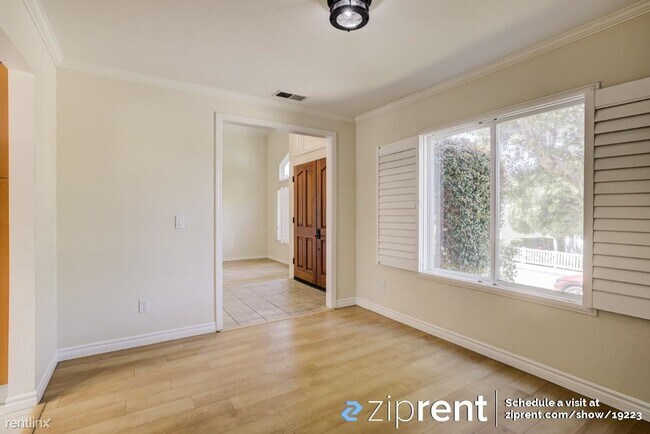 Foto del edificio - 3 br, 3 bath Townhome - 1912 Harriman Lane...