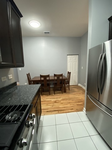 Foto del edificio - 2649 W Armitage Ave