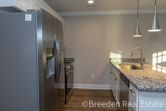 Foto del edificio - 804 5th Ave SW