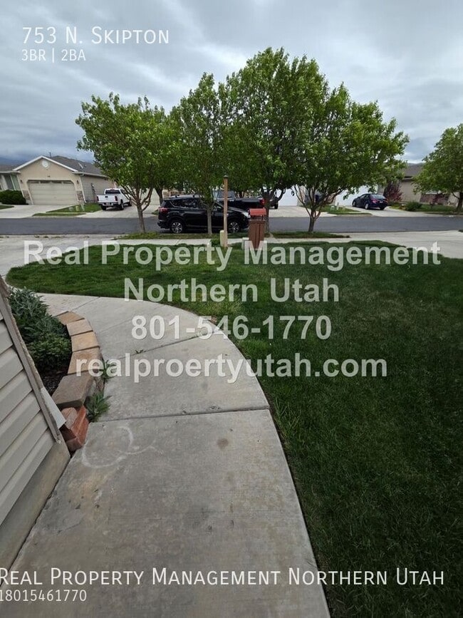 Building Photo - 753 N. Skipton-