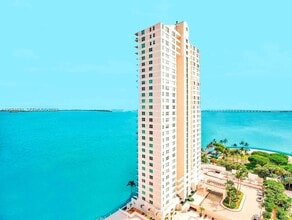 Building Photo - 770 Claughton Island Dr