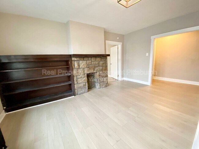 Foto del edificio - 5733 Phillips Ave