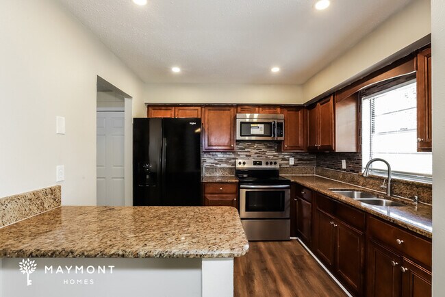 Building Photo - 1751 Elbert Acres Ct NE