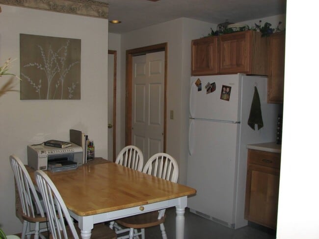 Building Photo - 26B Rochester St