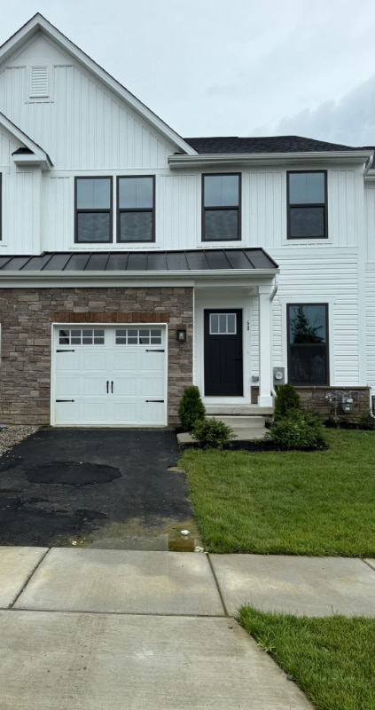 Photo - 68 Rosemary Wy Townhome