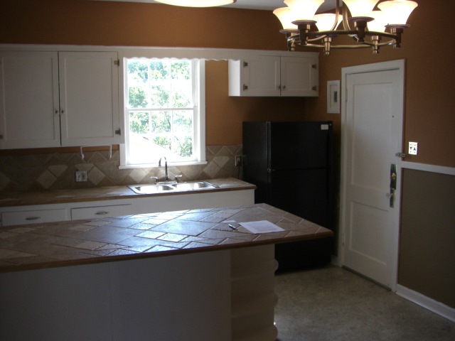 Kitchen - 1020 N. Jefferson / Belhaven Charmer