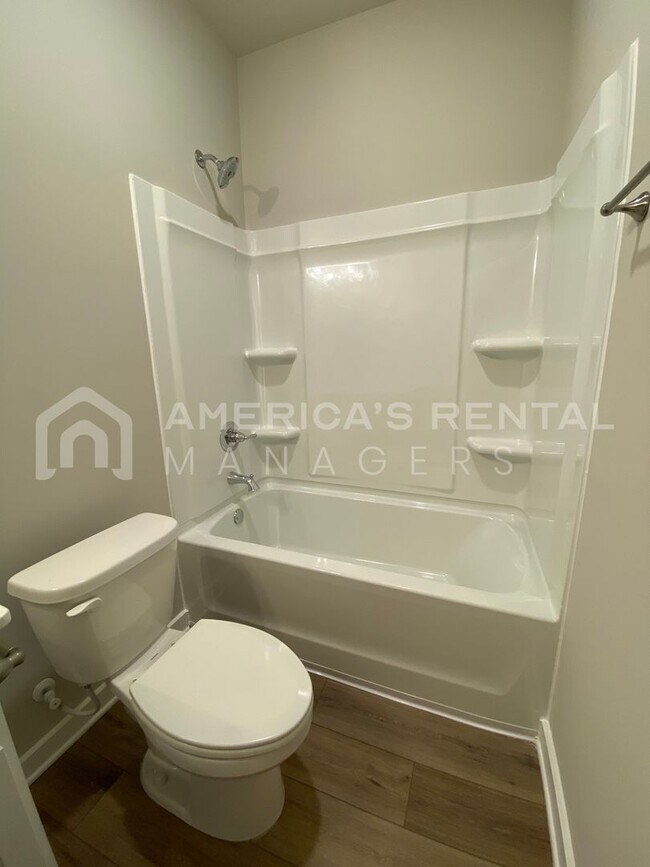 Foto del edificio - Home for Rent in Clanton, AL!!! COMING SOON!