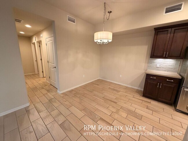 Foto del edificio - 17850 N 68th St