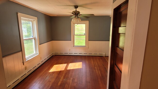 Building Photo - 1107 Huntington Rd