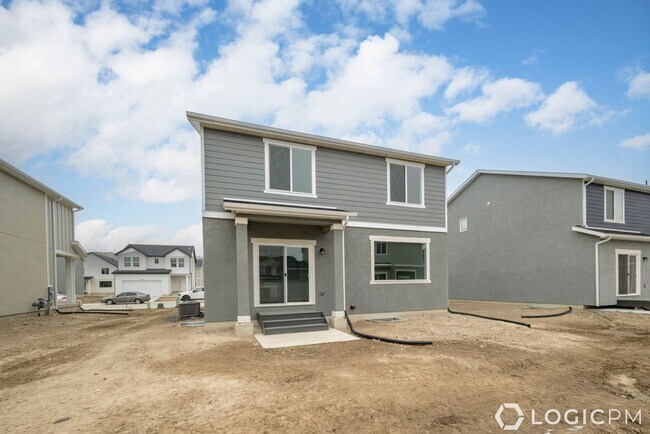 Foto del edificio - Stunning Brand New Home in Lehi!!