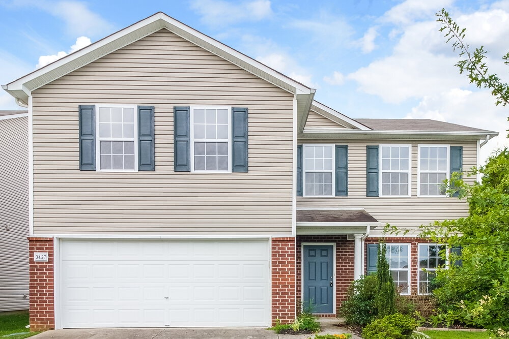 Primary Photo - 3427 Country Almond Way