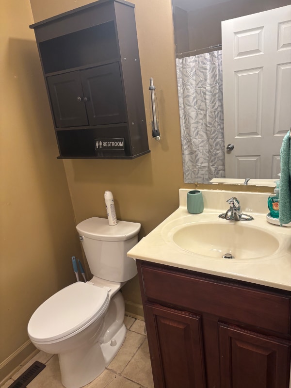 Foto del edificio - 1624 N Cherry St