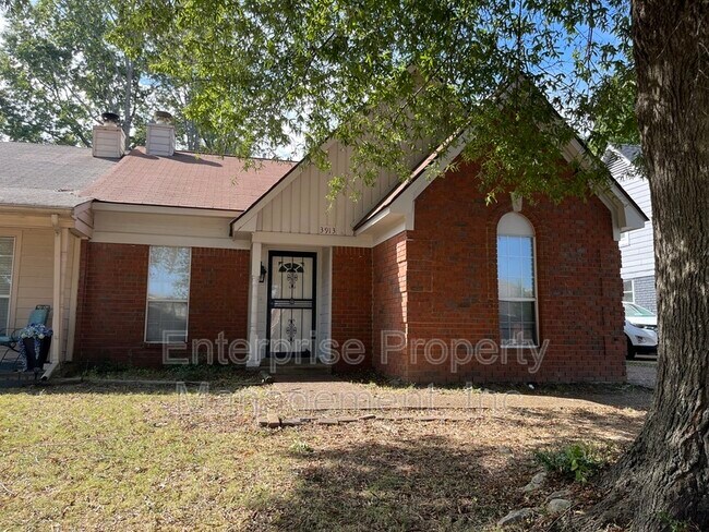 Building Photo - 3913 Oak Branch Cir E