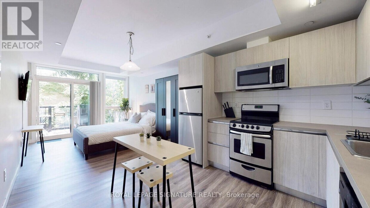 Photo principale - 335-335 College St