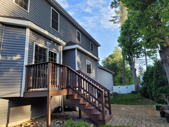 Foto del edificio - 20 Dandelion Ln