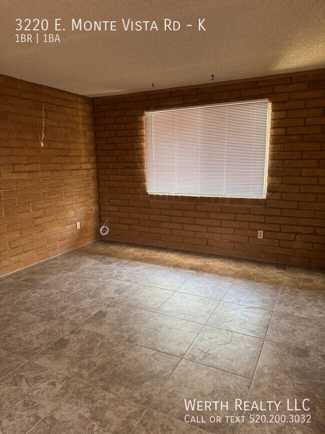 Foto del edificio - 3220 E Monte Vista Dr