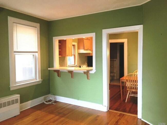 Building Photo - 241 W Broadway