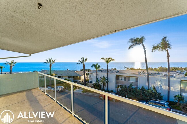 Foto del edificio - Stunning Ocean Views! 1 Bedroom Condo Avai...
