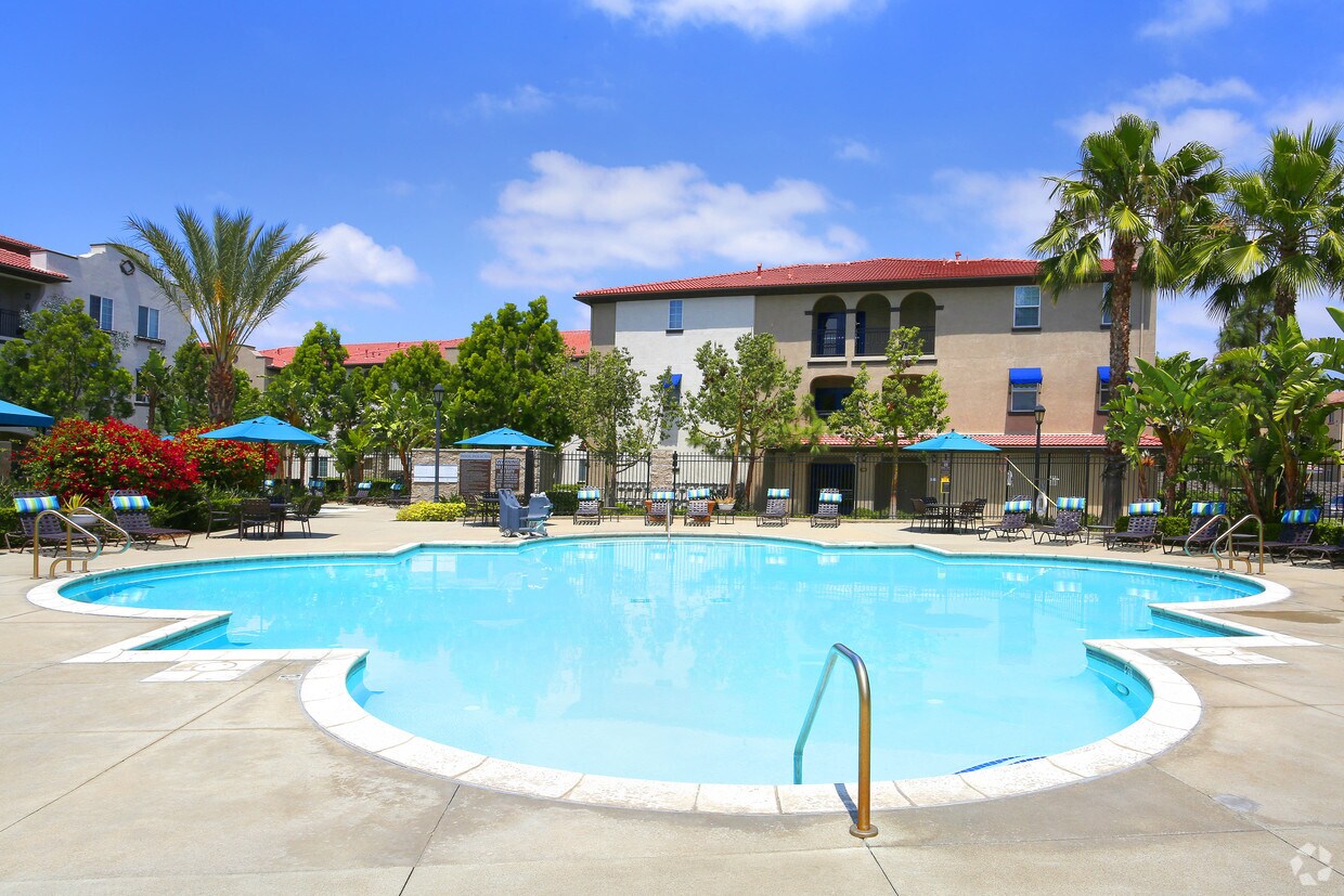 Overture Riverwalk 55+ Apartments Riverside, CA