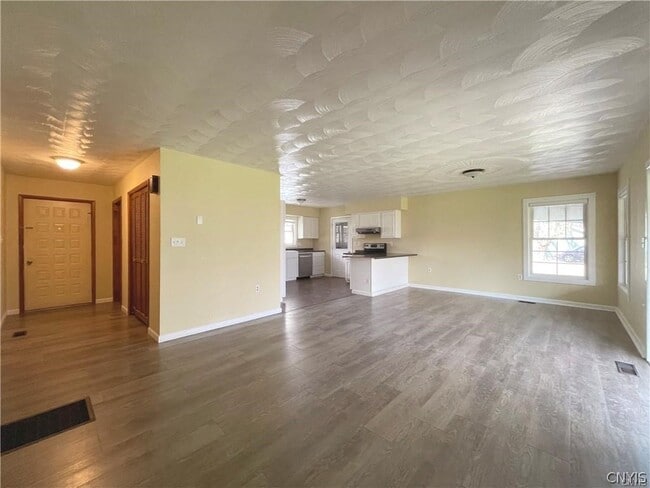 Building Photo - 8612 Peck St