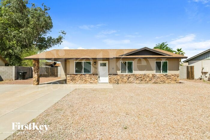 Foto principal - 1332 North Westwood Circle