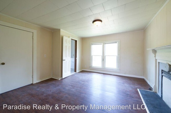 Building Photo - 3 br, 2 bath House - 704 N York St.