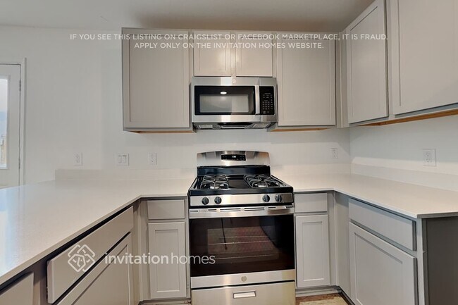 Foto del edificio - 24019 Laurel Farms Dr