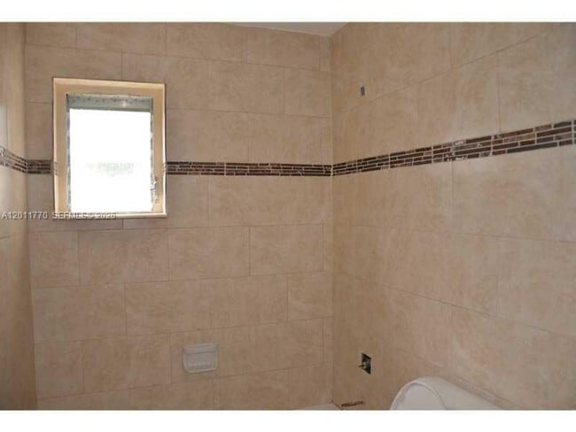 Foto del edificio - 5720 SW 36th Ct