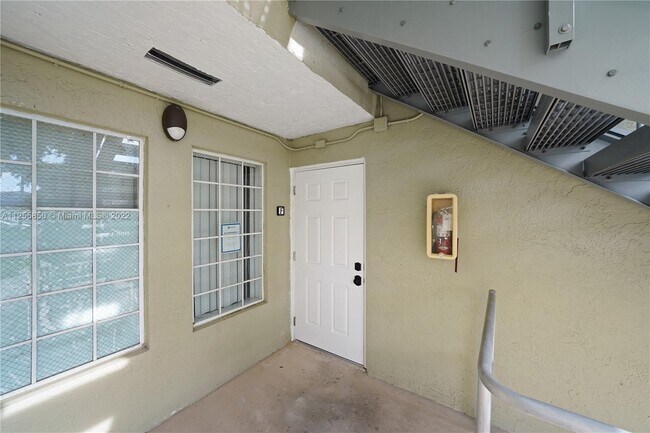 Building Photo - 17325 NW 67th Ct