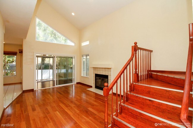 Building Photo - 44860 Trout Ct