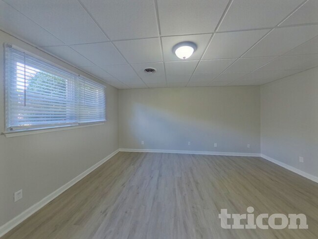 Foto del edificio - 105 Cook Ln
