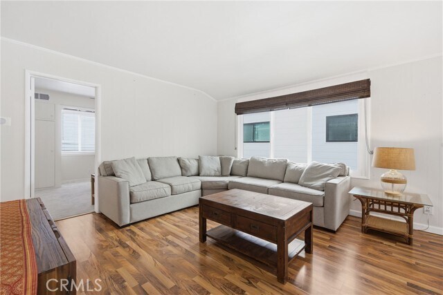 Foto del edificio - 309 Onyx Ave