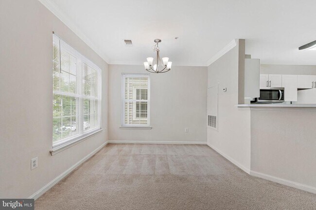Building Photo - 12890 Fair Briar Ln