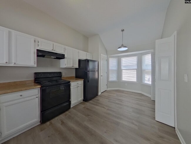 Building Photo - 136 Westport Dr