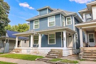 Building Photo - 1214-1216 S 9th St