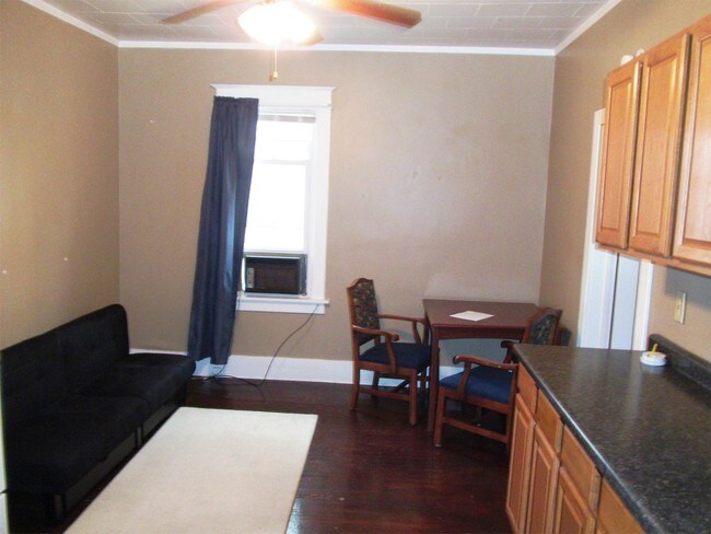 Foto del edificio - 919 2nd St NW