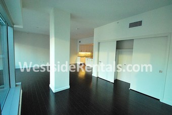 Primary Photo - 705 W 9th St