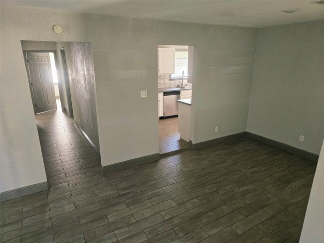 Building Photo - 3308 Sophie Ann Dr