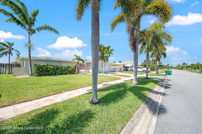 Building Photo - 443 Port Royal Blvd