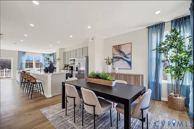 Foto del edificio - 6117 Primrose Path Rd