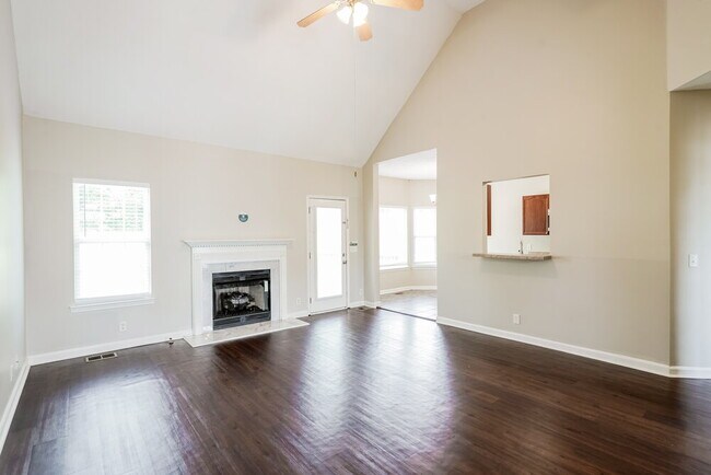 Building Photo - 2178 Loudenslager Dr